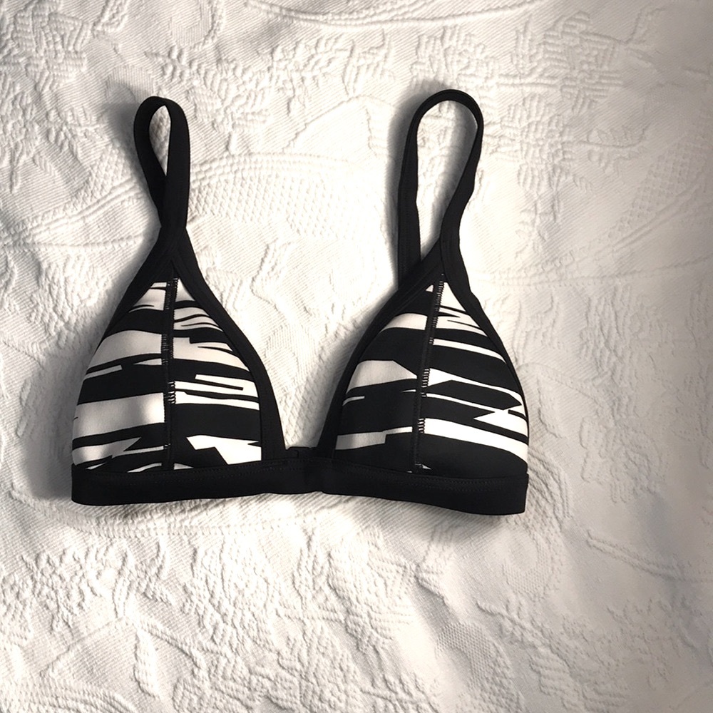 Seafolly swimwear bikini in Fastlane. US size 2